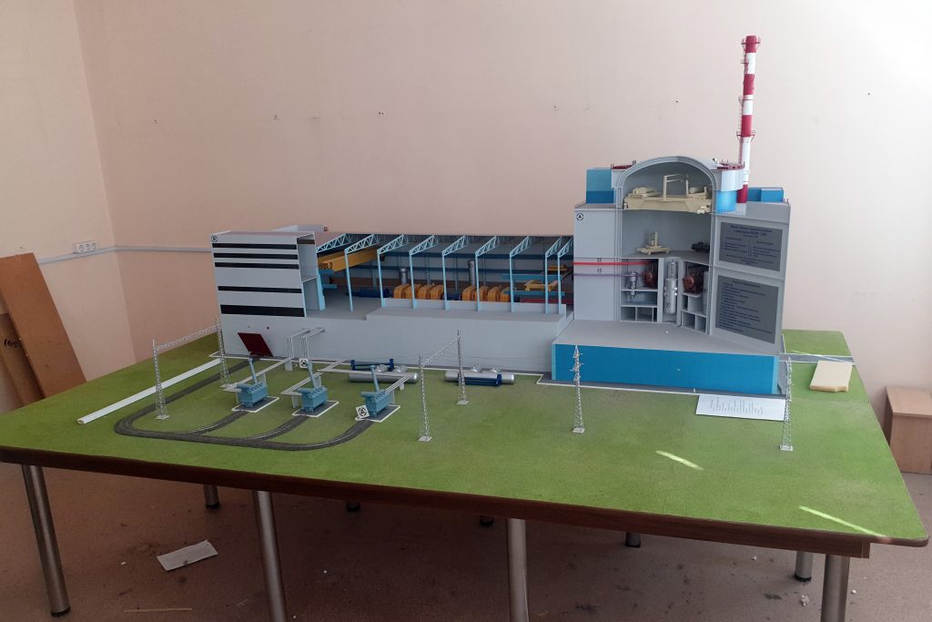 Repair and cleaning of the nuclear power plant model